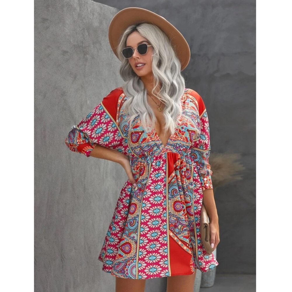 Plunging Neck Floral Print Batwing Sleeve Dress